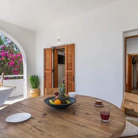 Grandpa's Yard Адамас