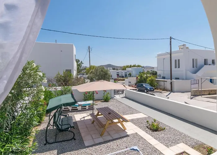 Grandpa's Yard Habitación en casa particular Adamantas (Milos)