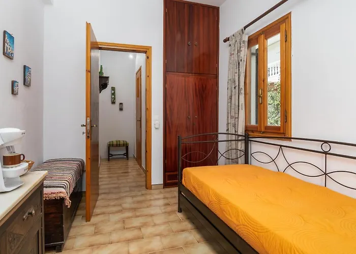 Habitación en casa particular Grandpa's Yard Adamantas (Milos)